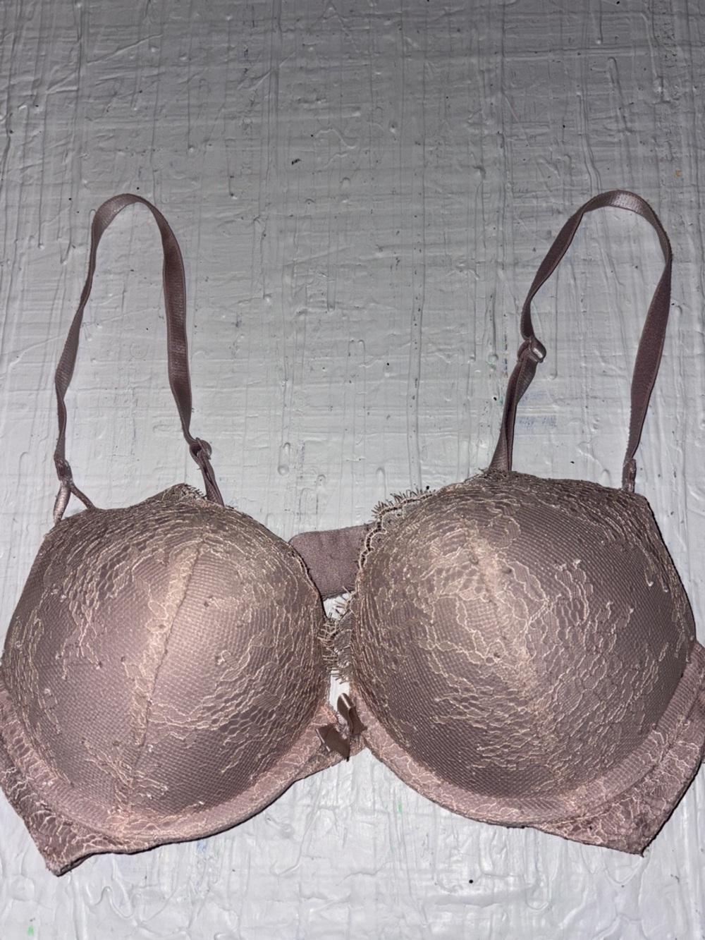Victoria Secret- Bombshell Lace Push-Up Bra in Dusty Mauve